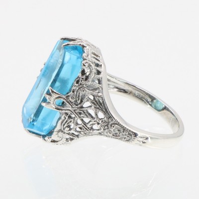 Roman Style Blue Colored Crystal Reverse Intaglio Filigree Ring - Sterling Silver - FR-633-BL