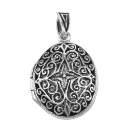 Oval Filigree Vinaigrette Aromatherapy Locket Pendant - Sterling Silver Oval Filigree Vinaigrette Aromatherapy Locket Pendant - Sterling Silver