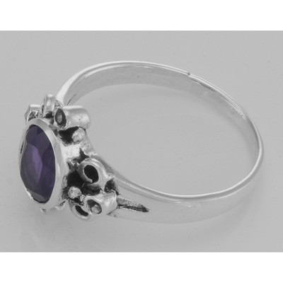 Cute Victorian Style  3/4 Carat Amethyst and Marcasite Ring - Sterling Silver - R-392-AM