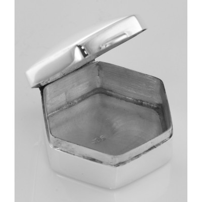 Small High Polish Hexagon Shaped Sterling Silver Engravable Pillbox - x-9052 Small High Polish Hexagon Shaped Sterling Silver Engravable Pillbox - x-9052